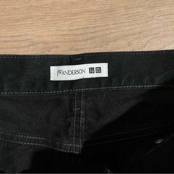 Uniqlo JW Anderson Shoe Cut Jeans size 32 - Picture 4 of 7